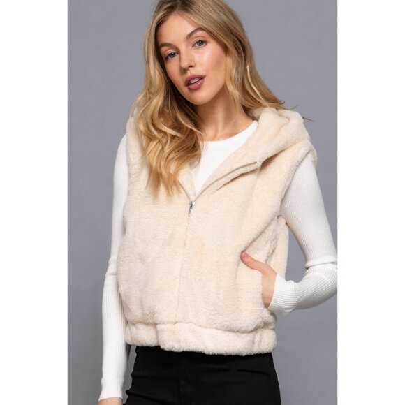 NWT Hoodie Faux Fur Vest, Zip Up, Soft, Cozy, Warm, Vanilla - Picture 3 of 5